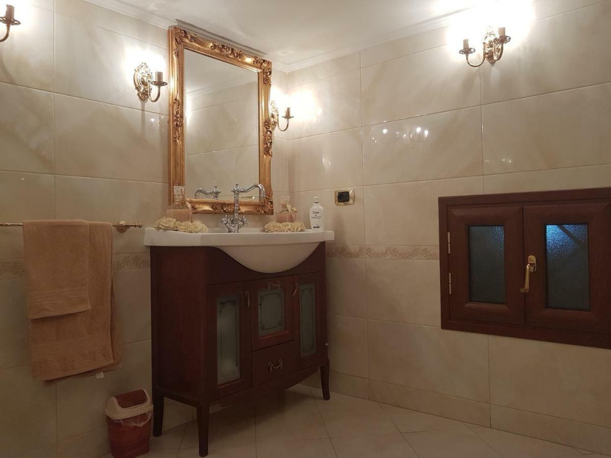 Villa Melissa A Toledo à Naples Extérieur photo