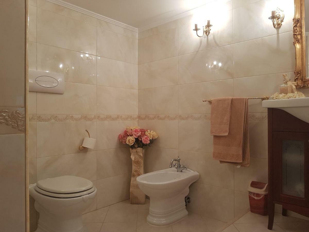 Villa Melissa A Toledo à Naples Extérieur photo